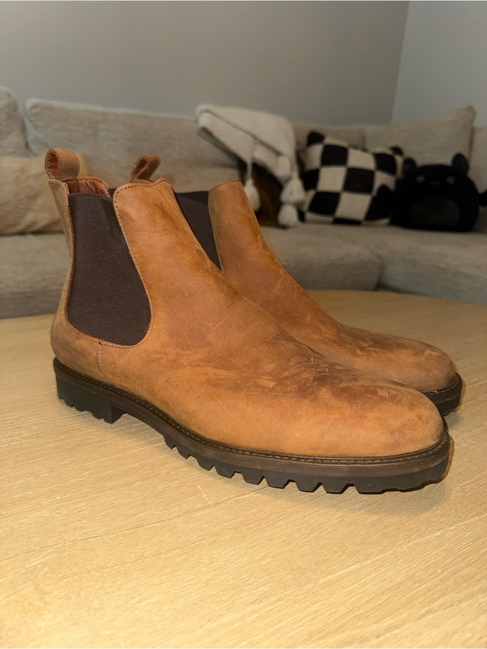 Men's Brown Leather Chukka Boots with Elastic Side Panels